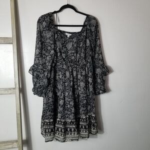 NWT PIONEER WOMAN BLACK AND WHITE DRESS SIZE LARGE